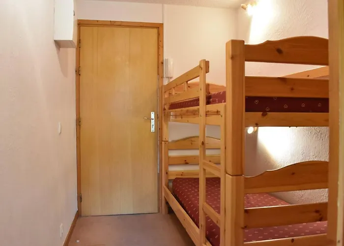 Meribel Studio 4 Pers - Piscine, Ski Aux Pieds, Centre, Balcon Sud - Fr-1-180-18